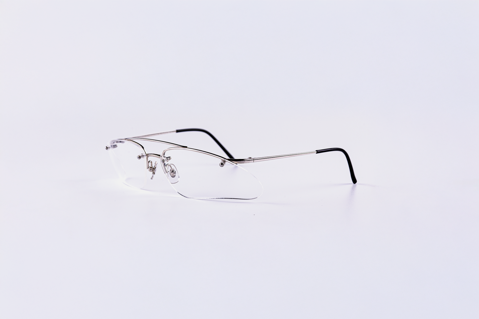 AMQ 42-0010 - gallery image