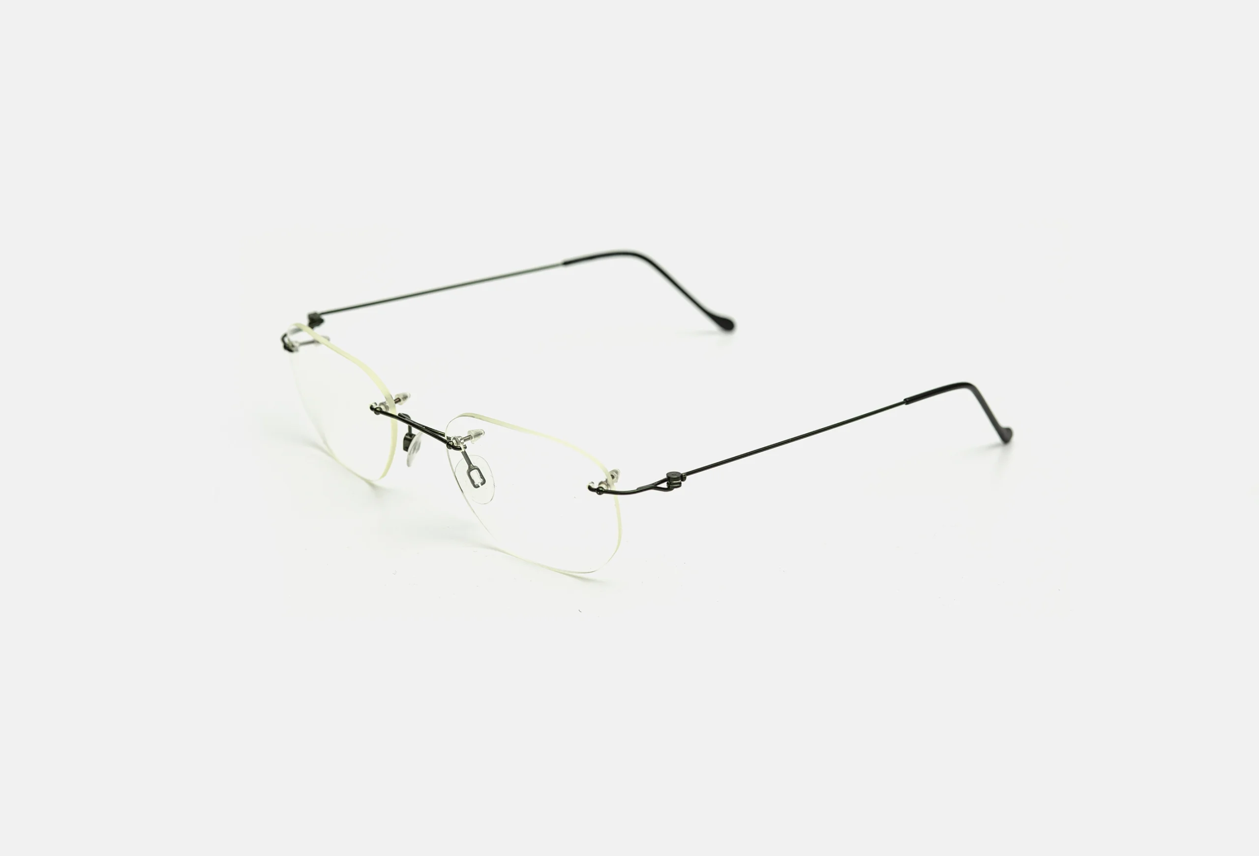 MM 8100 F15 - gallery image